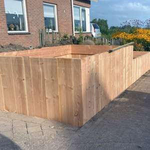 Geschakelde bloembakken